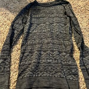 Lulu Lemon long sleeve